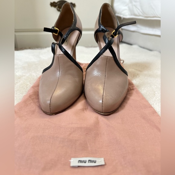 ⚠️‼️Vintage Miu Miu 2006 Pumps‼️⚠️ - Picture 4 of 6